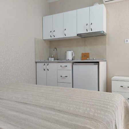 Pushkin Street Pearl Hotel Kutaisi Ngoại thất bức ảnh