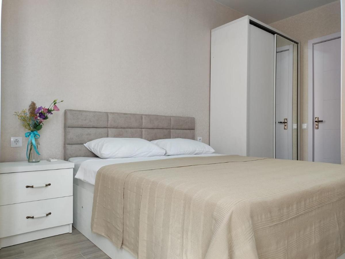 Pushkin Street Pearl Hotel Kutaisi Ngoại thất bức ảnh