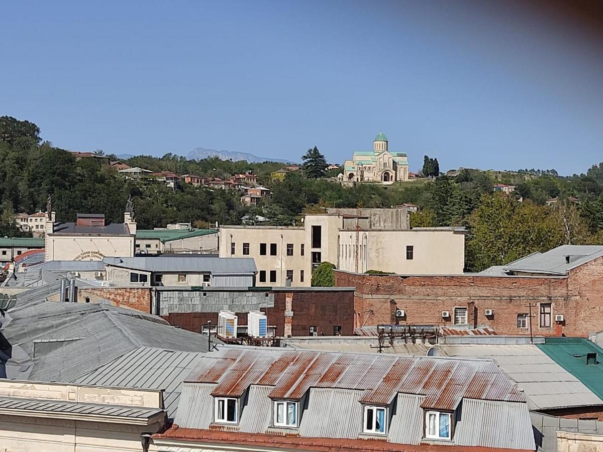 Pushkin Street Pearl Hotel Kutaisi Ngoại thất bức ảnh